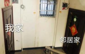 門上掛鏡子對鄰居有啥影響，如何化解？